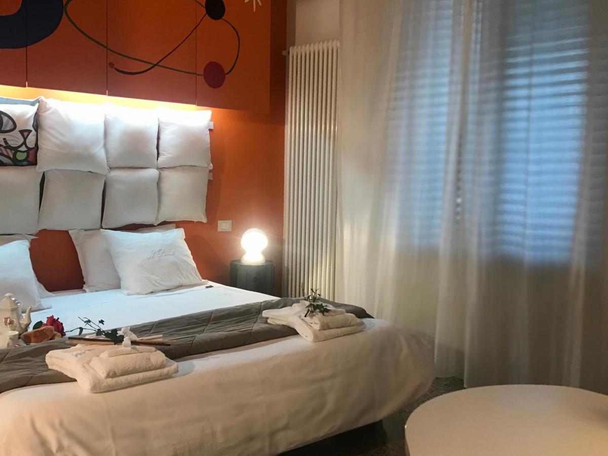 Il Piccolo Rooms Pontedera Exterior photo